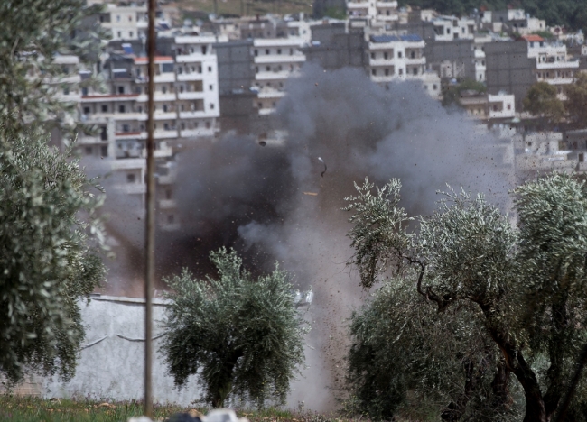 Mehmetçik Afrin'i YPG/PKK'nın tuzaklarından temizliyor